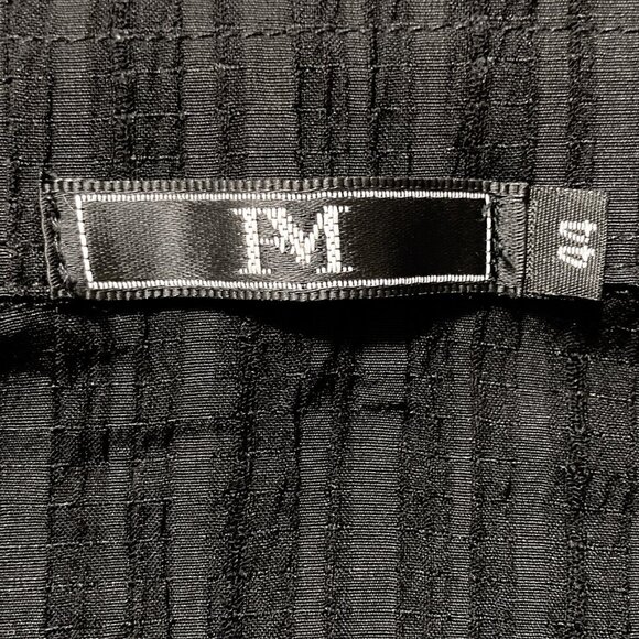 Elegant Black Women's Dress - Picture 4 of 13